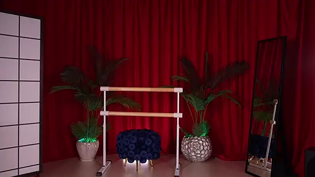 KittyCaitlin live sex cam