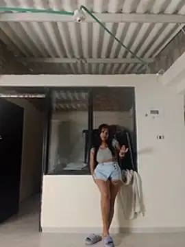 VivienAndClark live sex cam