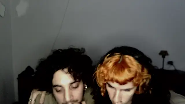 GroovyBlossom live sex cam