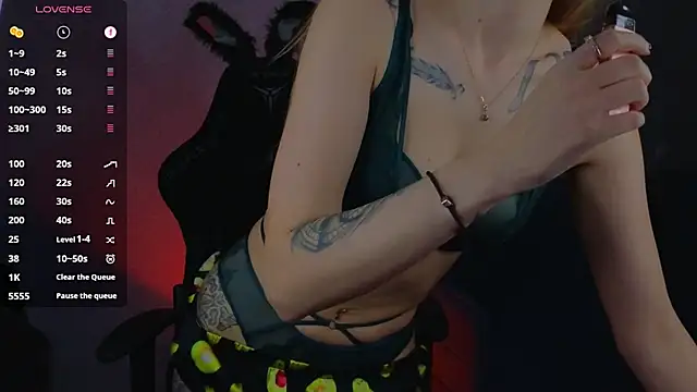 Saillise live sex cam