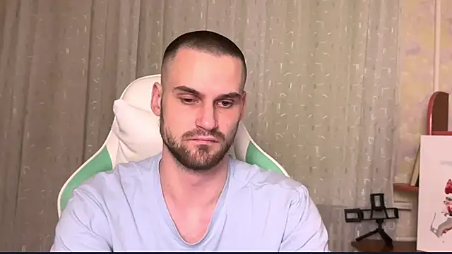 Iveraan live sex cam