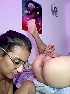 Leslly_ live sex cam