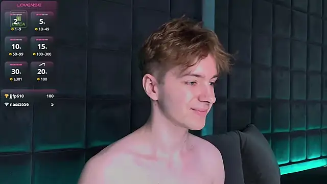 Paul_Holt live sex cam