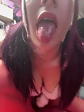 sexymelli18 live sex cam