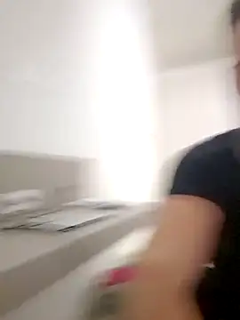 mrlyuis live sex cam