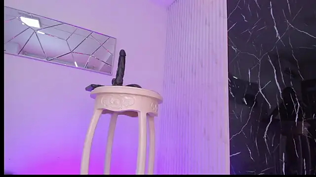 Sophia_Cameron live sex cam