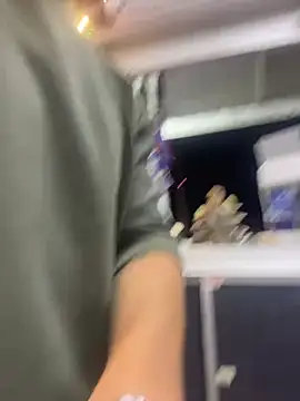 Leonardmoppet live sex cam