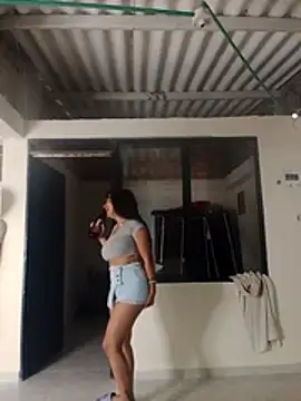 VivienAndClark live sex cam