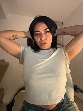 PetitLumiere live sex cam