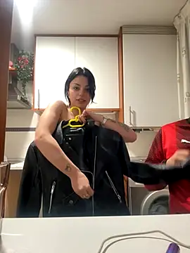 Noeliagglow live sex cam