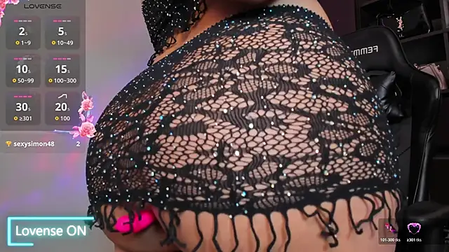 MeganDaviees live sex cam