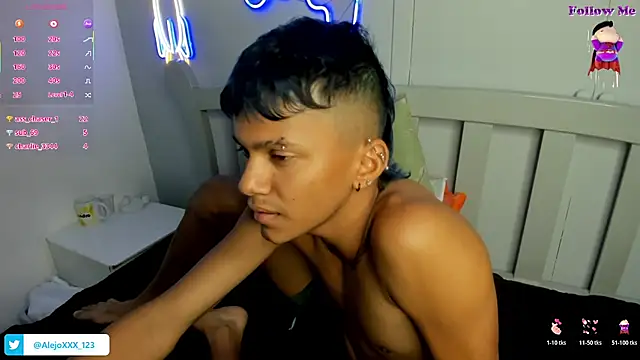 loistwink_ live sex cam