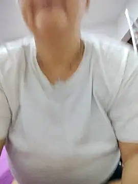 Miss_balloonsmila live sex cam