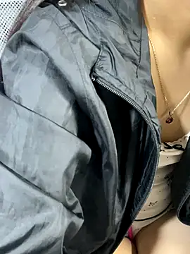 Mina048's cam snapshot