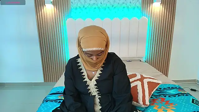 Lina_arabiann's cam snapshot