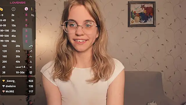 JoanBaggott live sex cam