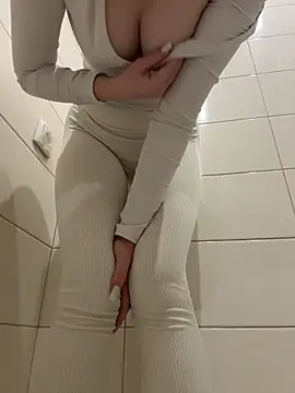 Cumonmme live sex cam