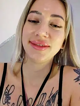 Gina-Lumara's cam snapshot