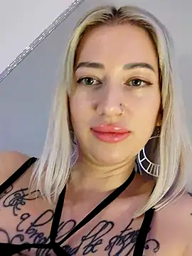 Gina-Lumara's cam snapshot