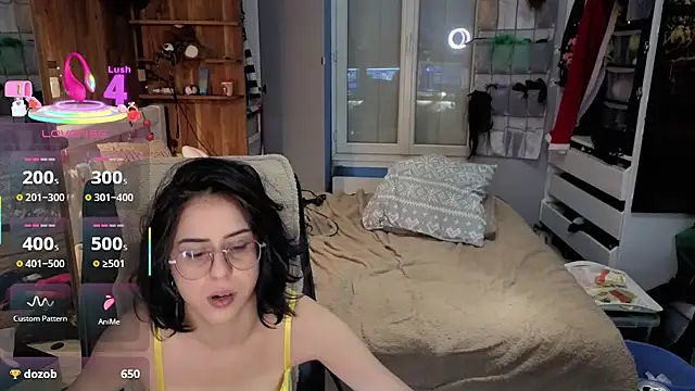 LisandreLaVenale's cam snapshot