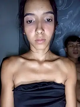 loveof_twolove2's cam snapshot