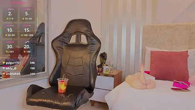 Tayra_Pradit live sex cam