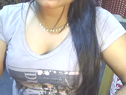 Nusrat_Faria07's cam snapshot