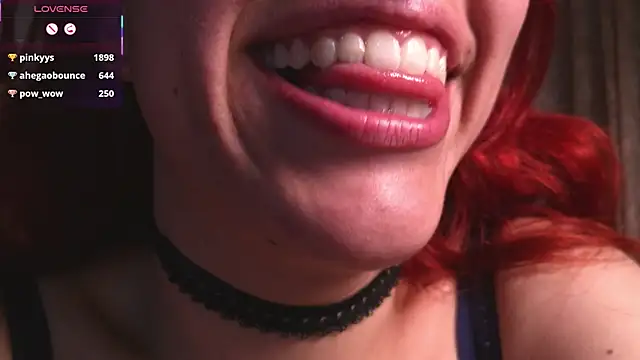 bri_von_dhara__'s cam snapshot