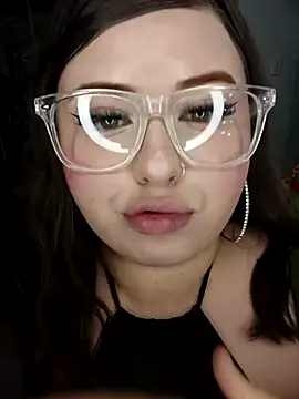 Kitty_Bms_'s cam snapshot