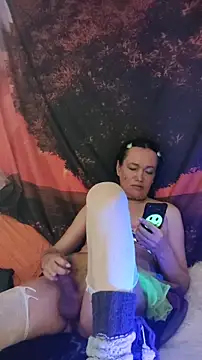 Tselka live sex cam