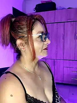 sexy_ambarr's cam snapshot