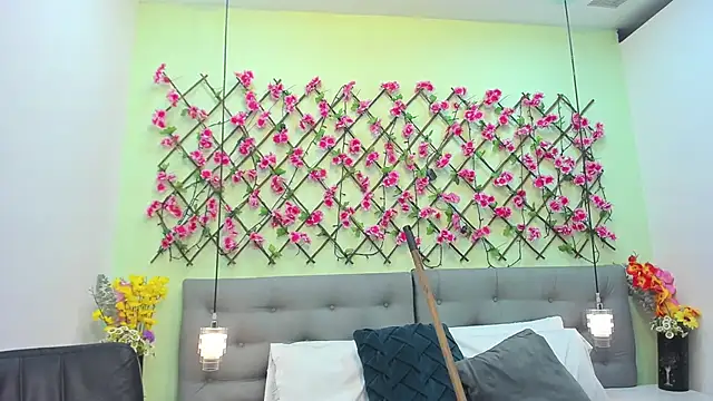 Luna_delvalle's cam snapshot