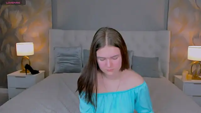 GLORIA_BLOOM's cam snapshot