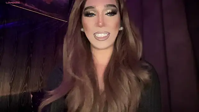 Lo_la_69 live sex cam