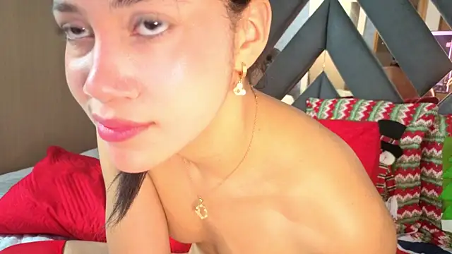 alicee_foox's cam snapshot