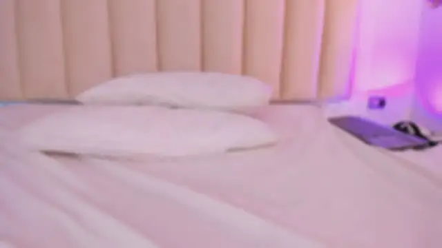 MiiaColliins's cam snapshot