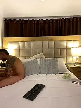 Sweet_and_caramel live sex cam