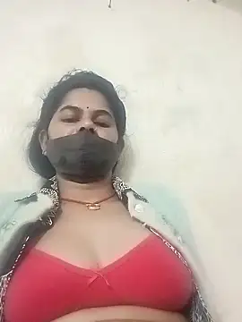 JULEE-740's cam snapshot