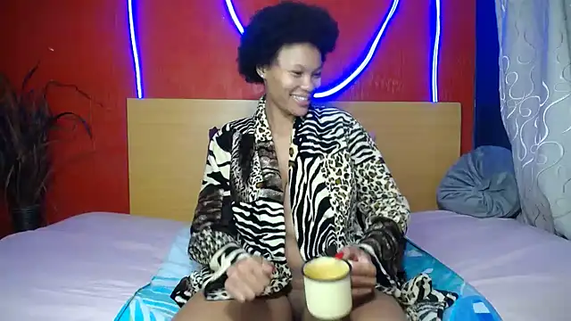 YummyYannie's cam snapshot