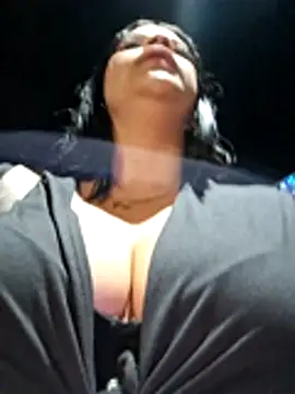 Layla-daring's cam snapshot