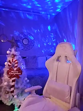 Luna_Kitanna live sex cam