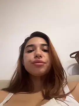 ItalianGirl live sex cam