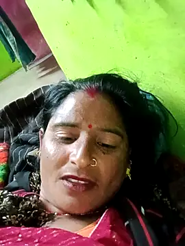 Quin_love143 live sex cam