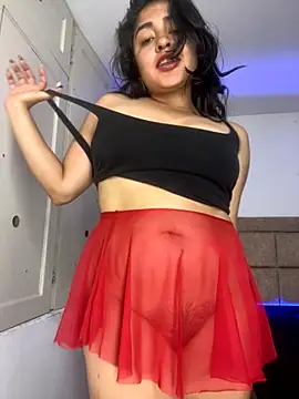 EmilyNoir1 live sex cam