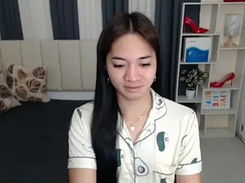 Seductive_Asian_Marian live sex cam