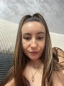 viviandaimond1 live sex cam