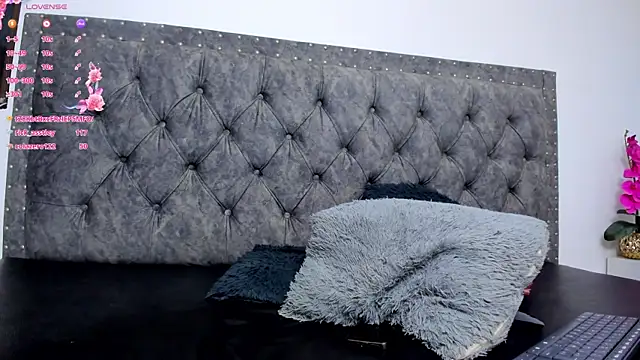 Layla_kaderr live sex cam