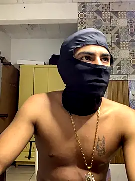 Novindot23cm live sex cam