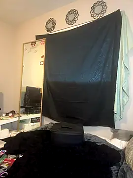1n0nlythroat live sex cam