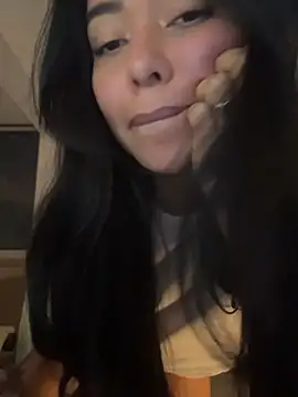 PetitLumiere live sex cam